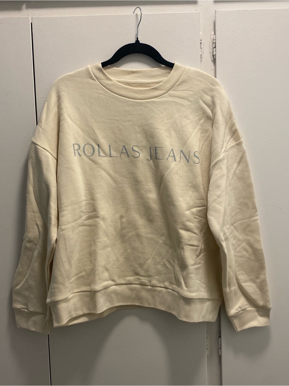 ROLLA'S Cream Crewneck Sweatshirt with Subtle Logo